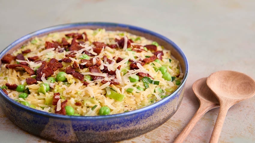 Orzo Pasta with Peas and Bacon